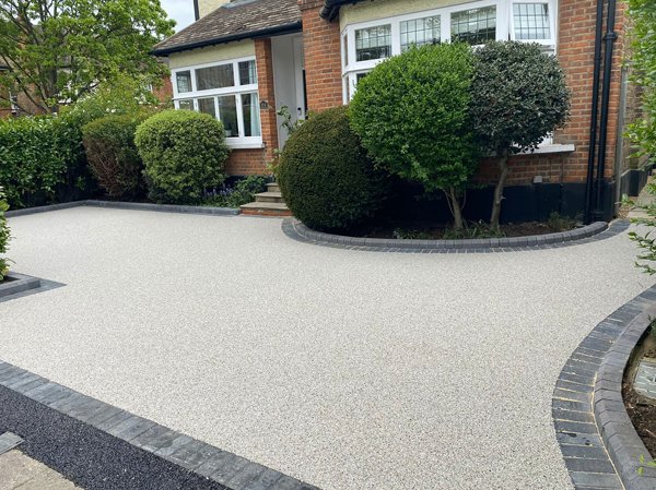 Grey resin driveway in Brockley